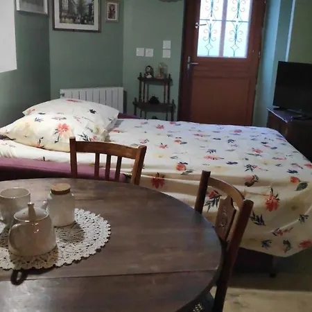 Le Cottage Et La Tiny Des Cartes - 2 Maisons L'Ile-Bouchard Extérieur photo